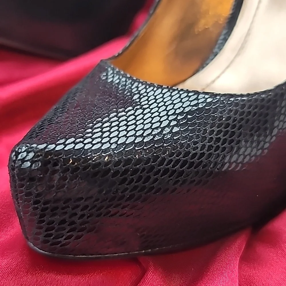 BCBGENERATION platform stiletto PARADE black snakeskin print leather sz …
